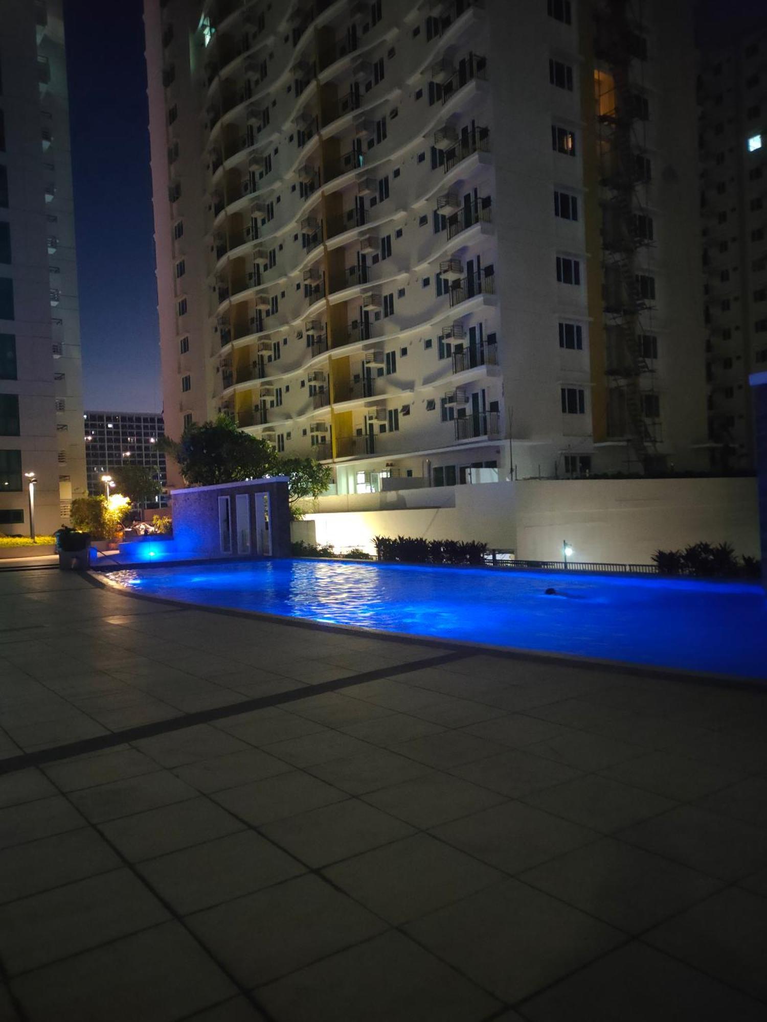 Bay Garden Club And Residences Pasay Eksteriør billede